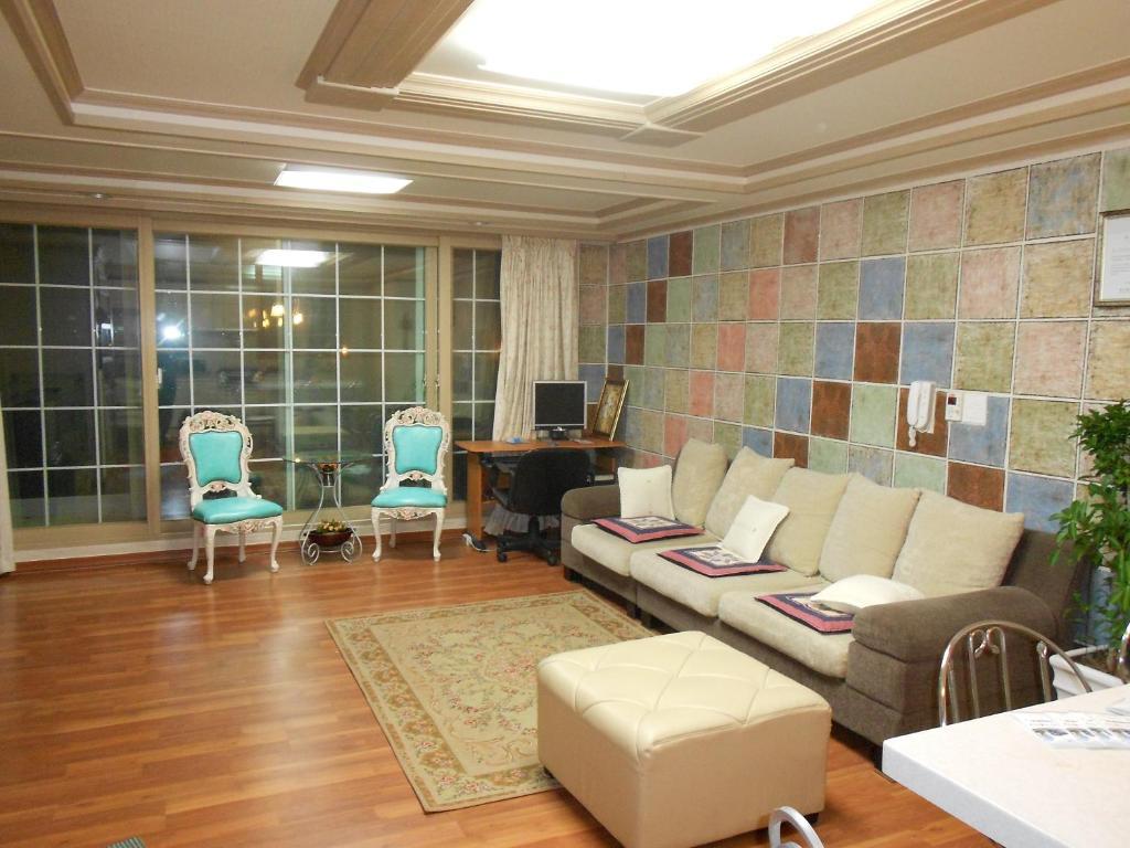 Elvis Bnb Inchon Exteriör bild