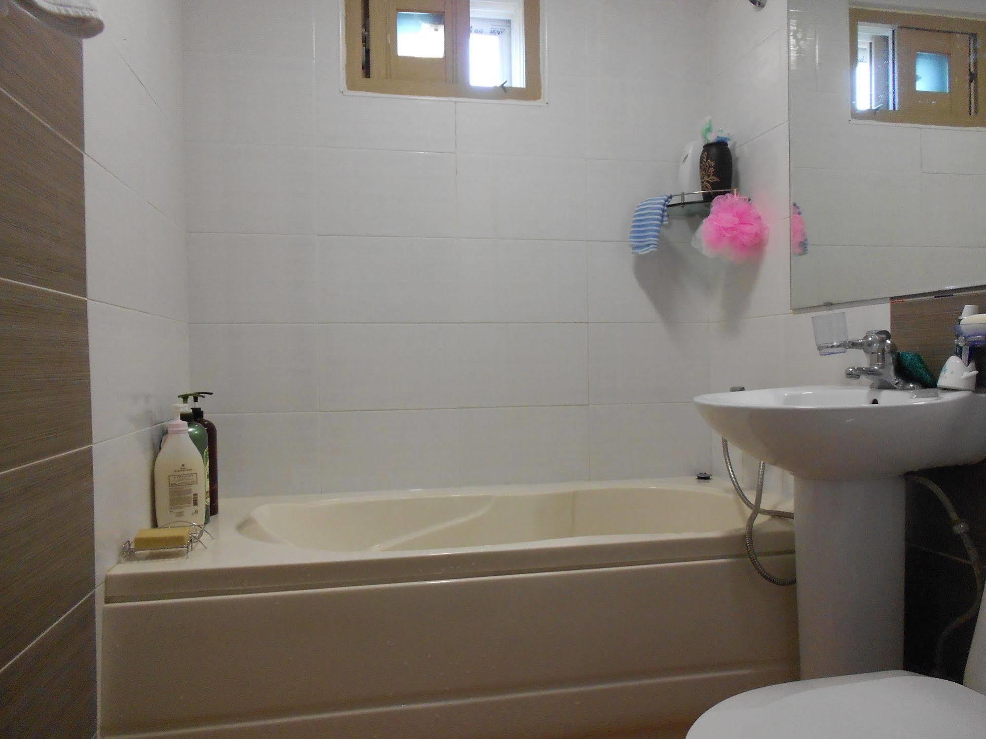 Elvis Bnb Inchon Exteriör bild
