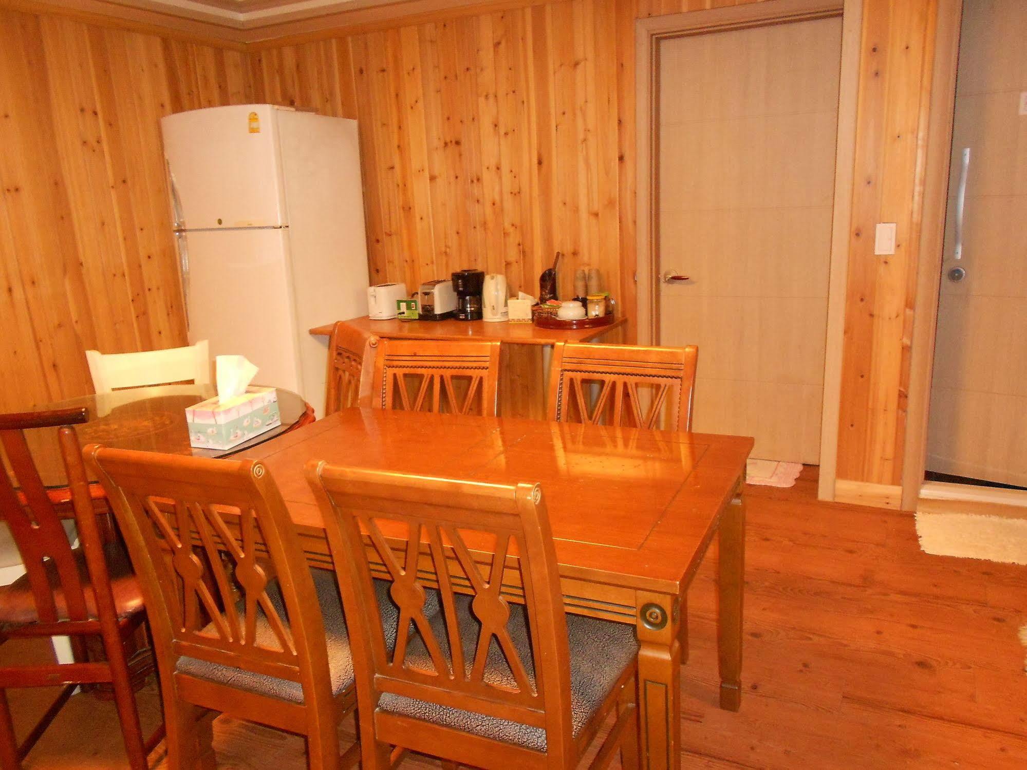 Elvis Bnb Inchon Exteriör bild